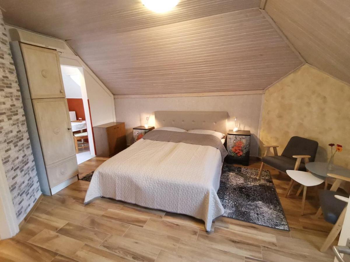 Marika Apartman Хайдусобосло Экстерьер фото
